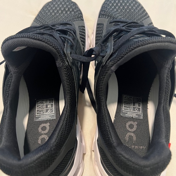 On Women’s Cloudswift 3 - Picture 3 of 6